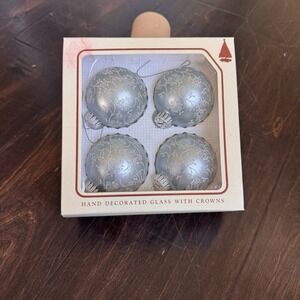 4 Vintage Christmas By Krebs Glitter Glass Cream White  Ball Ornaments w Crowns